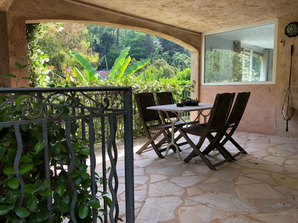 Charmant Appartement En Rez De Villa A Vence Exterior photo